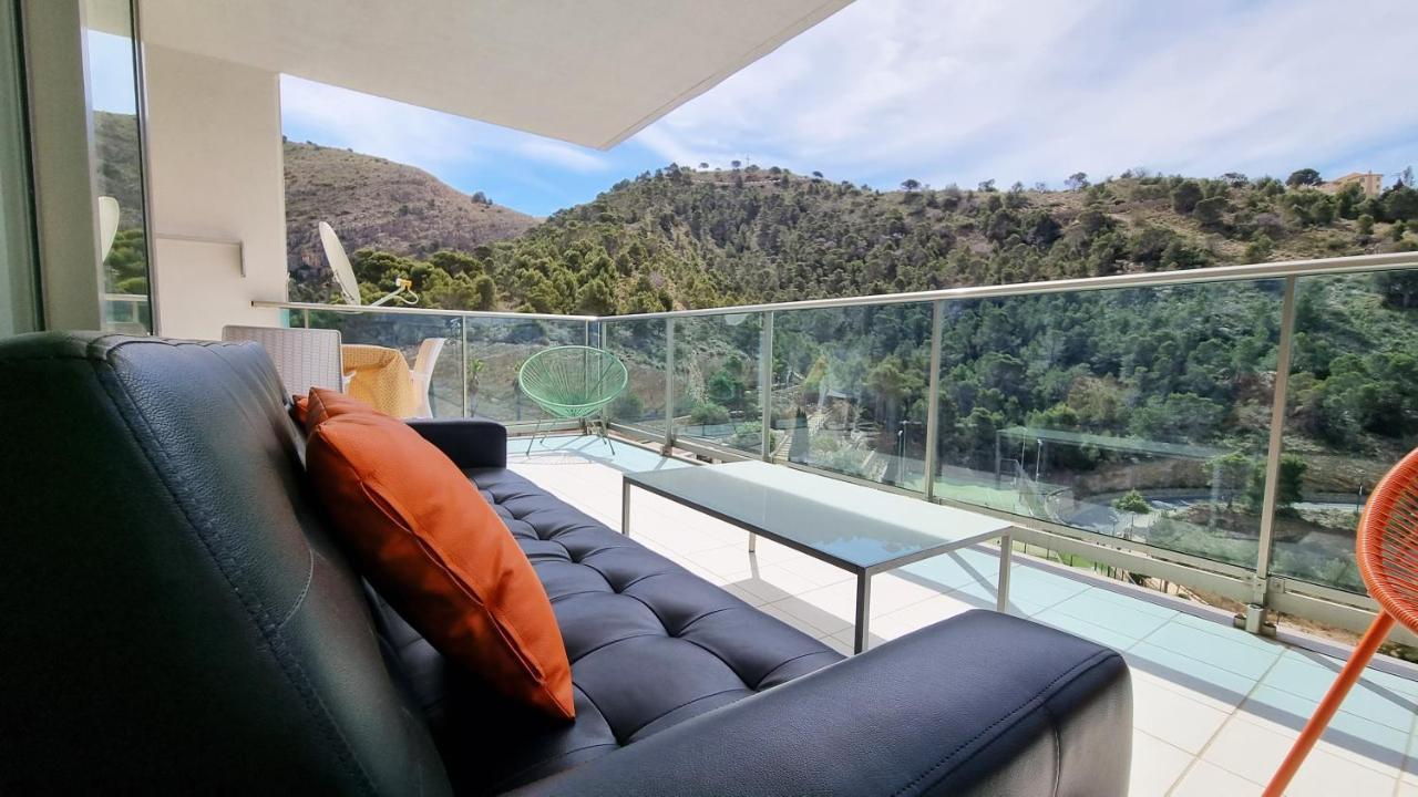 Skyline 6 Private Balcony, Sunny All Year Round, With Nice Views เบนิดอร์ม ภายนอก รูปภาพ